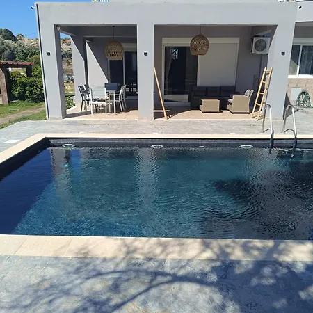 Fountain Pool Kolymbia